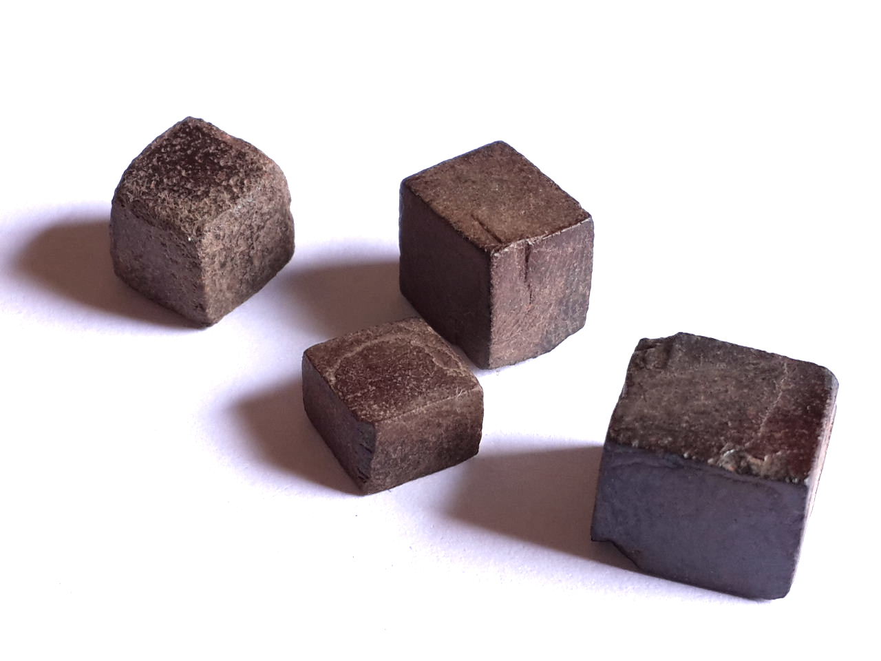 Devils dice limonite after pyrite 1-2cm-23403