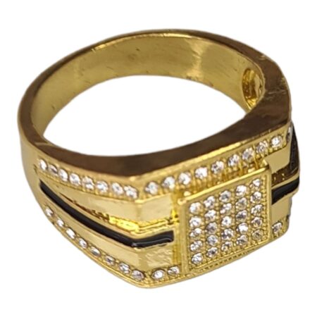 Dress ring w rhinestones, gold, size 11