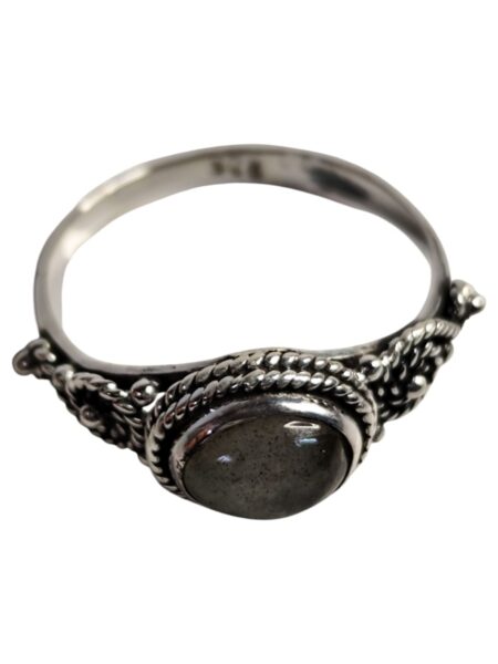 Labradorite ring in 925 silver, Oval cut, size 9
