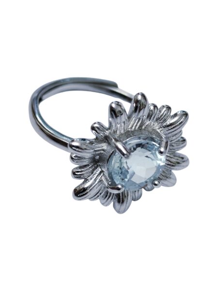 Aquamarine ring in 925 silver, 15mm flower