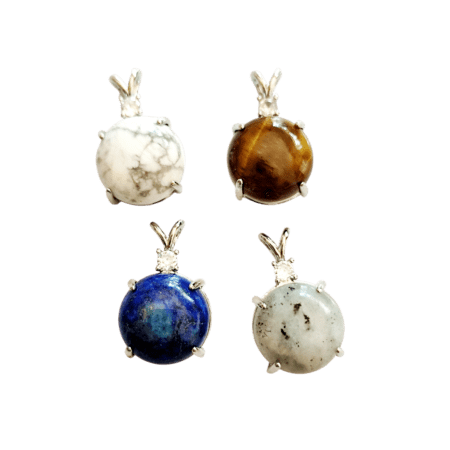 Pendant w rhinestone in Base Metal with various stones. 26mm excl bail
