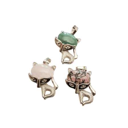 Cat Pendant in Base Metal with various stones. 28mm excl bail