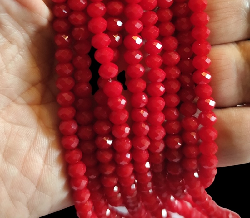 Glass bead string, faceted, rondelle, 5x6mm, Not Translucent Red, 40cm - Image 2