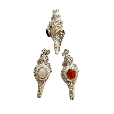 Conch Shell Pendant in Base Metal with various stone cabochons. 49mm