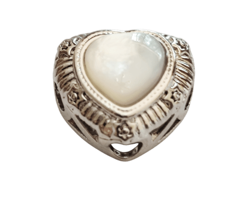 Heart Pendant in Base Metal with Mother of pearl. 15mm