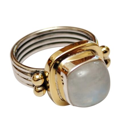 Cushion cut Moonstone ring with bezel setting set in 925 silver, size 8