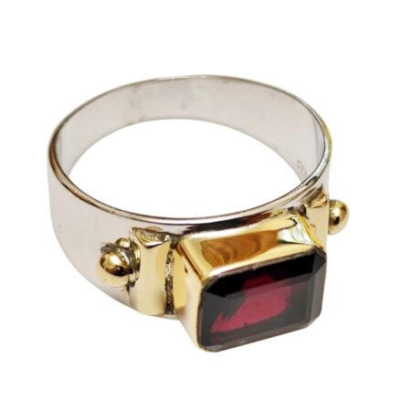 Garnet Emerald cut stone ring with horizontal bezel setting set in 925 silver, size 9