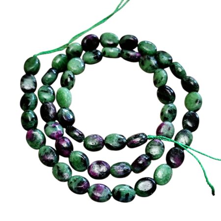 Ruby in Ziosite 6.5 x 8mm oval bead string, 39.8cm