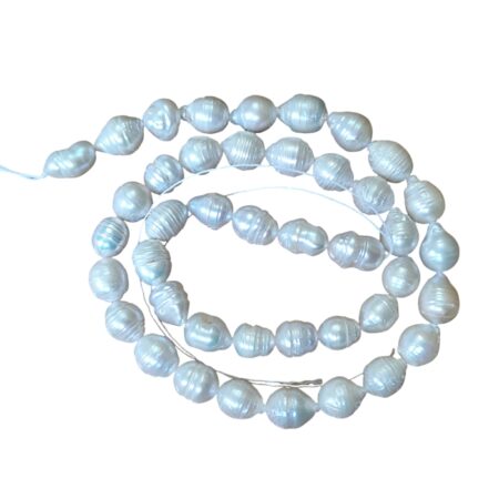 White ringed pearl, Round or potato shaped, Approximately 6.3-8mm in size, 35cm