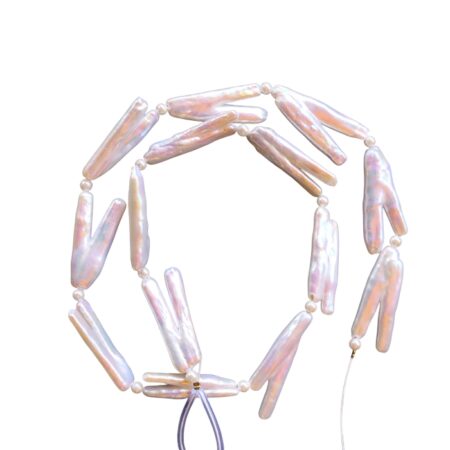 Baroque twinned stick-shaped Freshwater pearl strand, White, 38cm