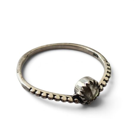 Labradorite ring in 925 silver, Round, size 8