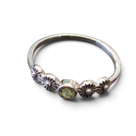 Peridot ring in 925 silver, Round, size 7