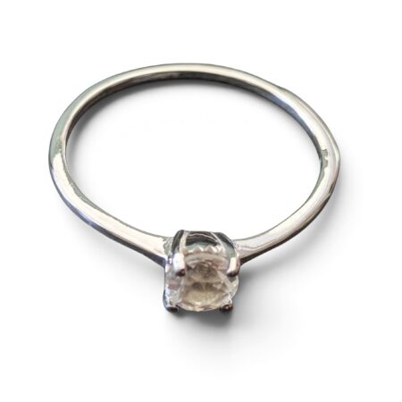 Clear quartz ring in 925 silver, Brilliant cut, size 9