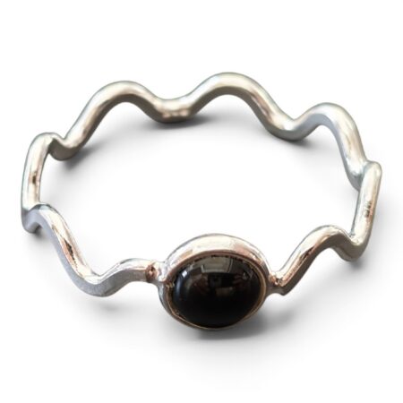 Black onyx round Cabochon wavy band ring in 925 silver,  size 8