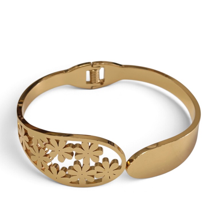 Meadow Daisy Open-Work Statement Bangle – Gold-Tone Stainless Steel