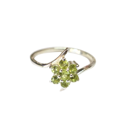 Peridot Flower ring in 925 silver, size 7